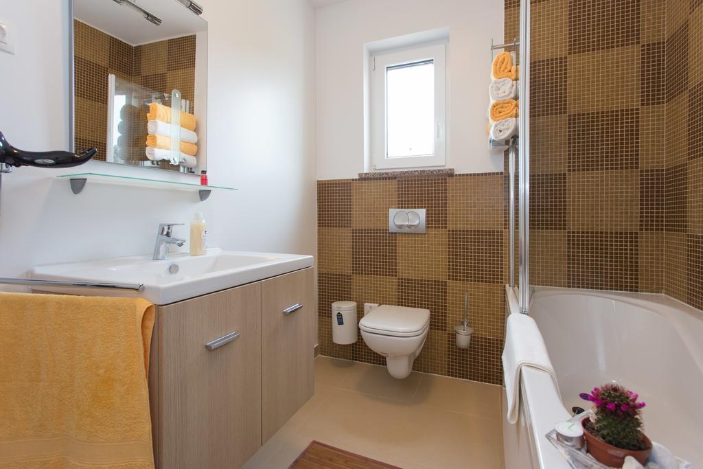 Apartment Soni A4 Krk Town Exterior photo